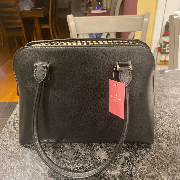 Brand new Kate Spade small Mariella shoulder bag - Picture 2 of 8